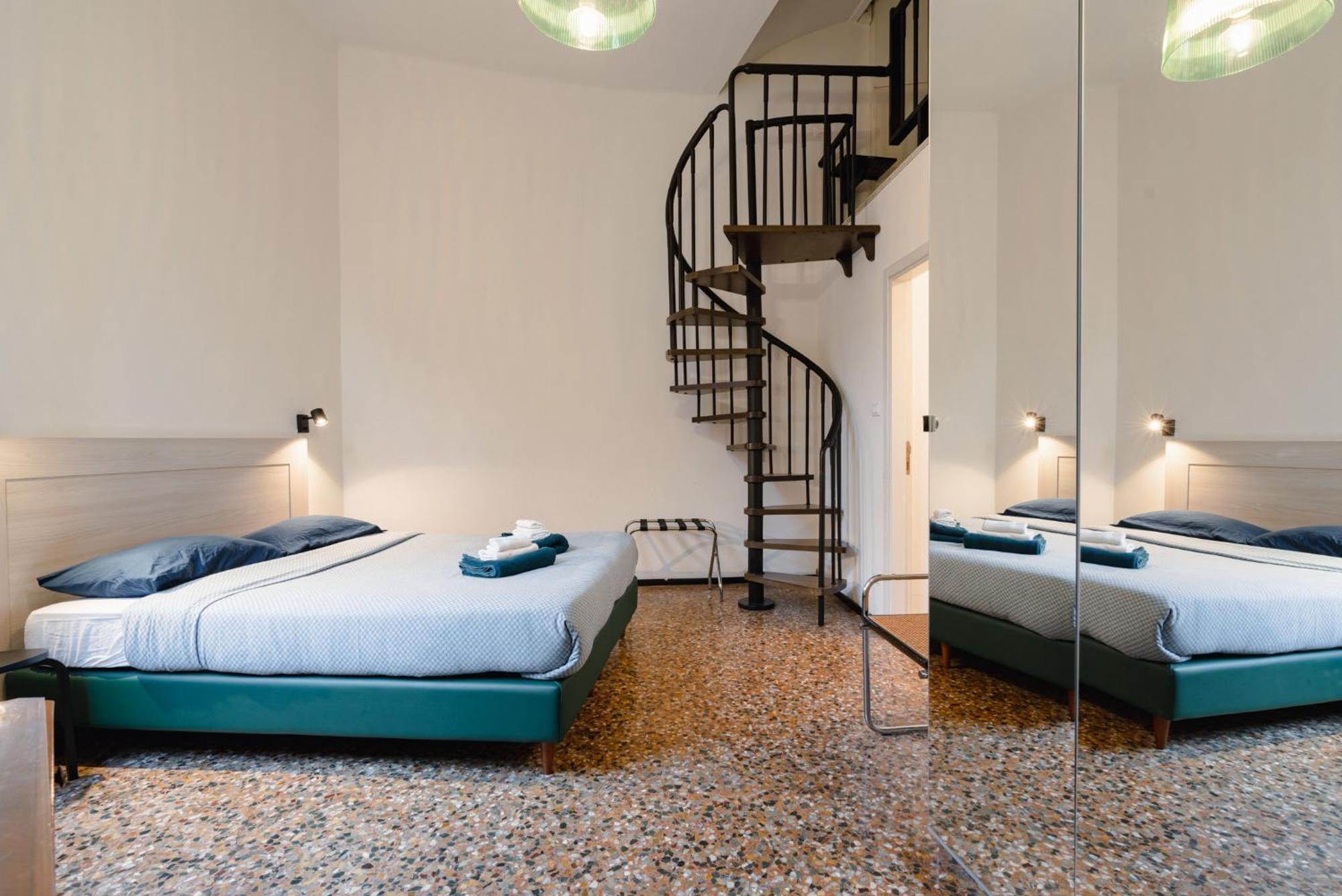 Palazzo Rialto Antique Apartment Bologna Bagian luar foto